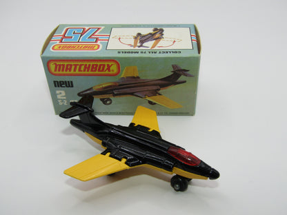 Matchbox Superfast 2D S2 Jet Black & Yellow RED Window