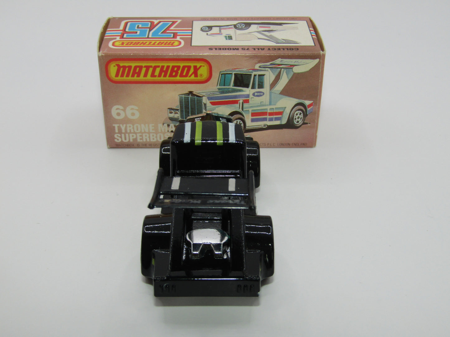 Matchbox Superfast 66D Tyrone Malone Bandag Bandit DOT DASH Wheels