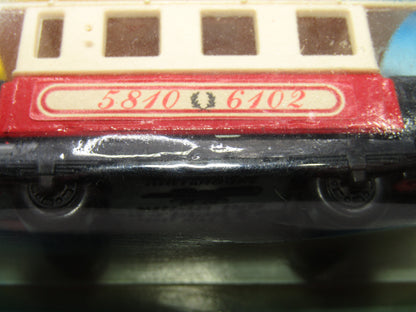 Matchbox Superfast Twin Pack TP-104 Passenger Coach DOT DASH Wheels