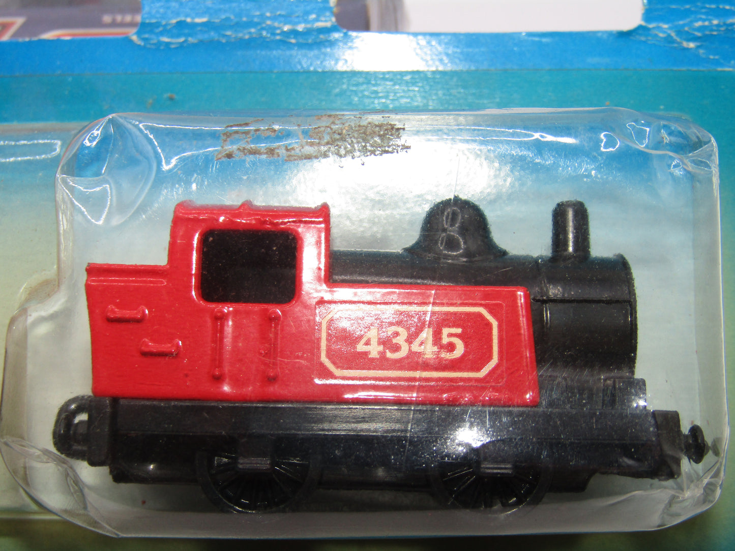 Matchbox Superfast Twin Pack TP-104 Passenger Coach DOT DASH Wheels