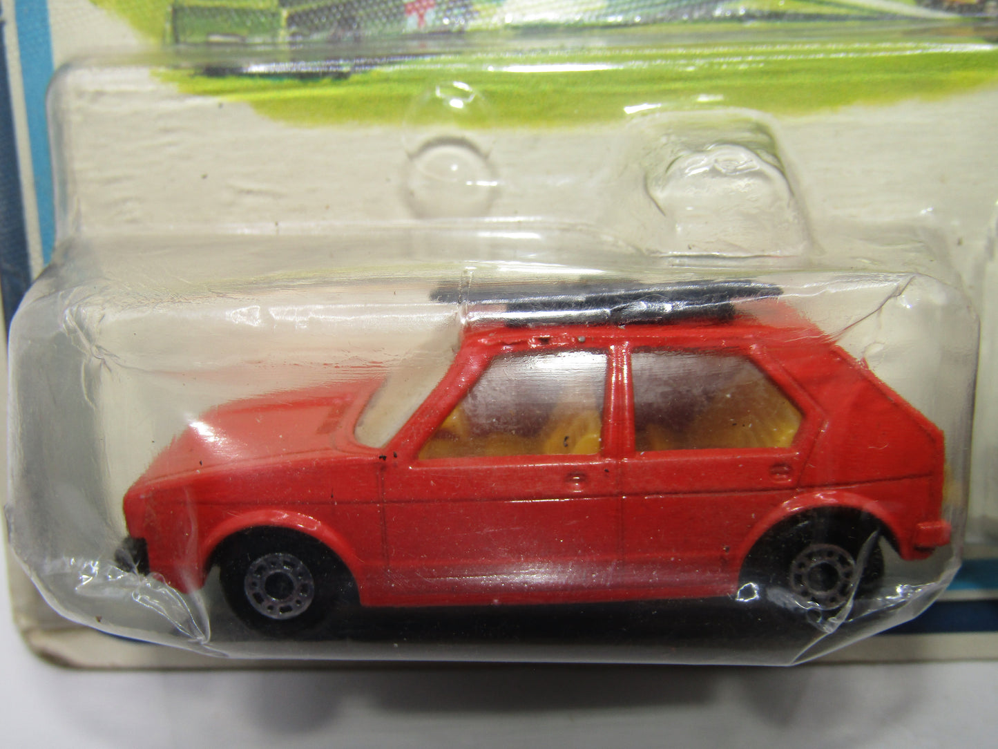 Matchbox Superfast Twin Pack TP-18 VW Golf Red CLEAR Windows YELLOW Interior