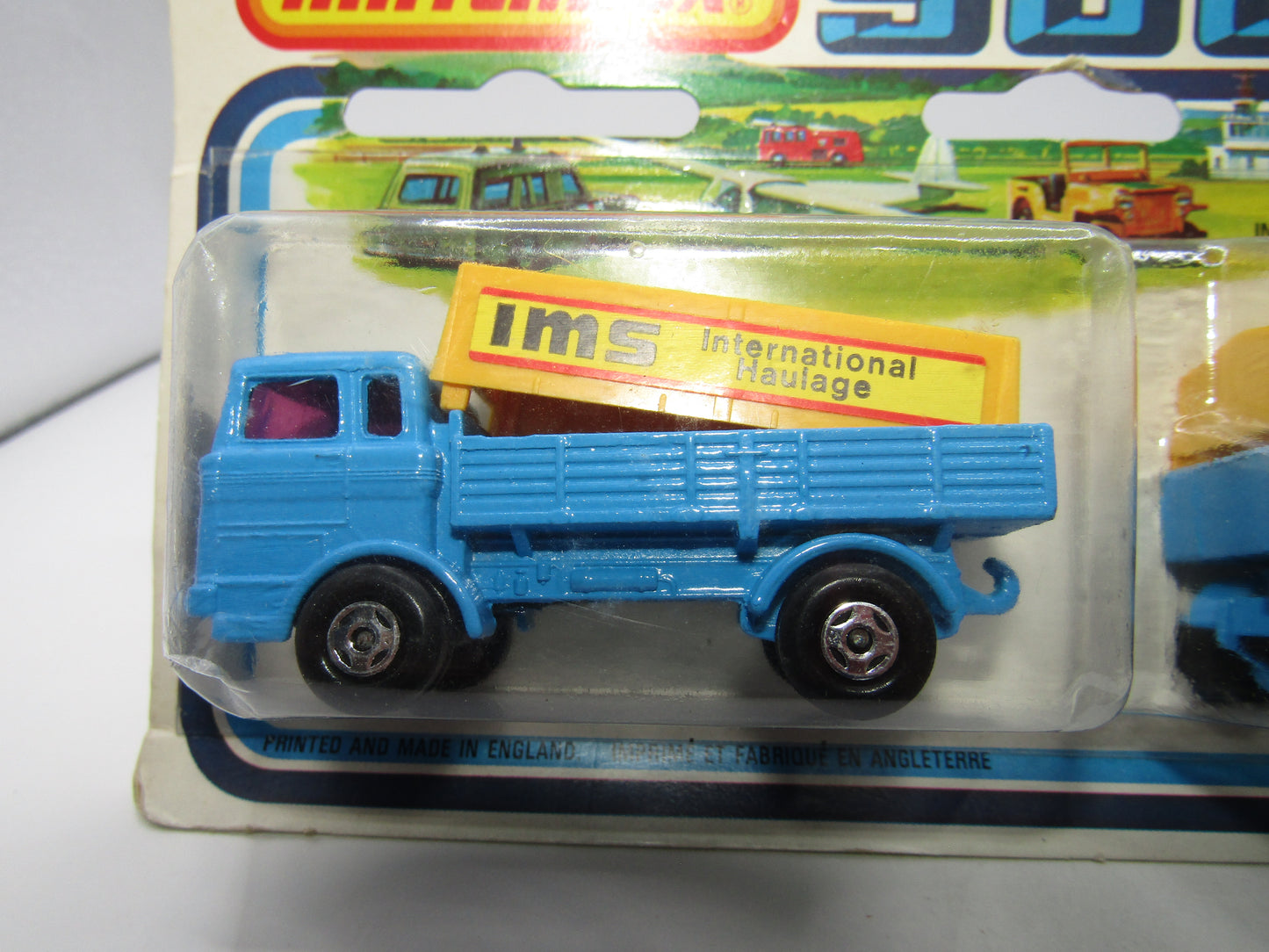 Matchbox Superfast Twin Pack TP-1 Mercedes Truck & Trailer BLUE - PURPLE Windows