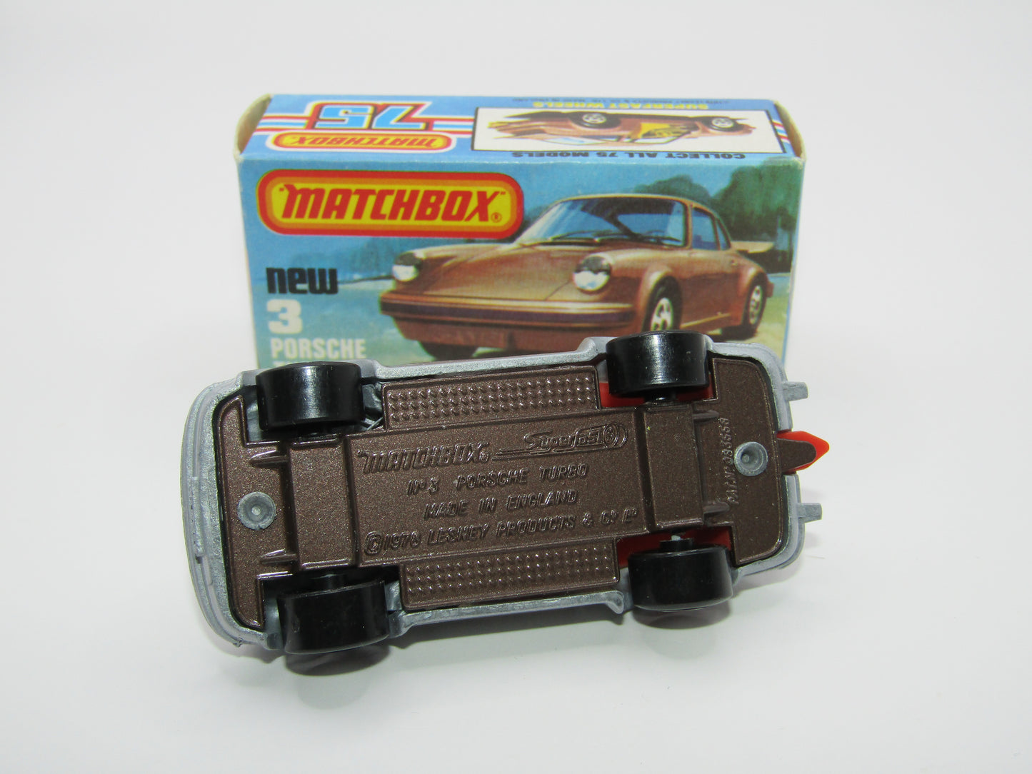 Matchbox Superfast 3C Porsche Turbo MATT SILVER GREY body, Red Interior BROWN Base