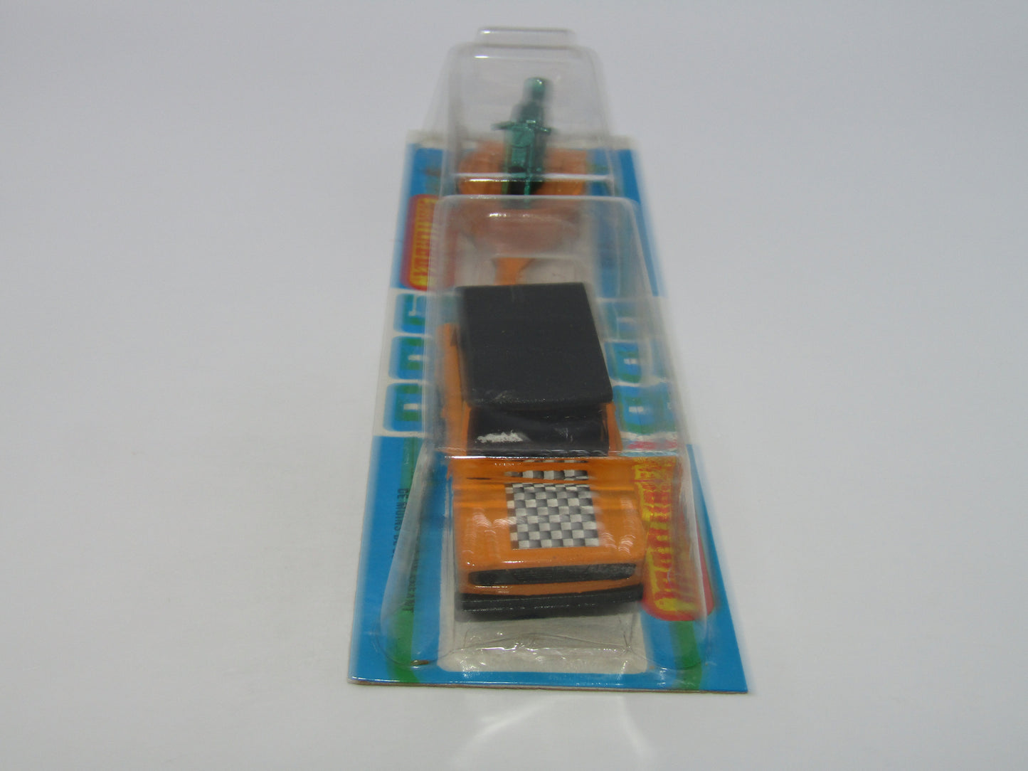 Matchbox Superfast Twin Pack TP-8 FRENCH Issue with Field Car & Motorcycle Trailer