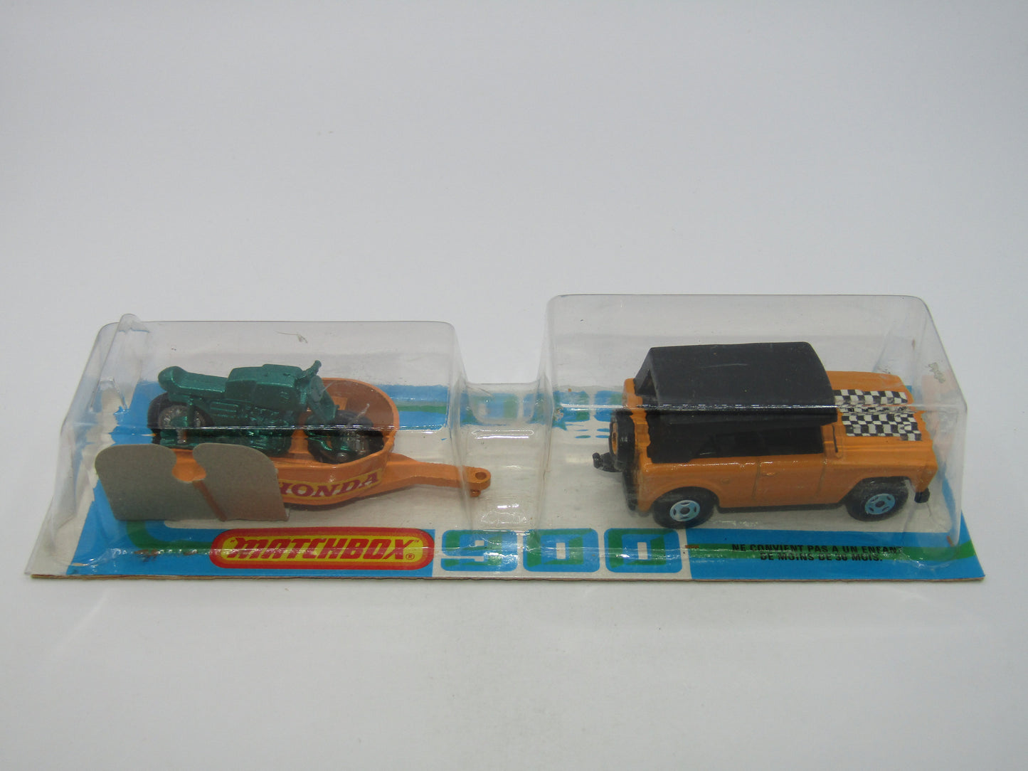 Matchbox Superfast Twin Pack TP-8 FRENCH Issue with Field Car & Motorcycle Trailer