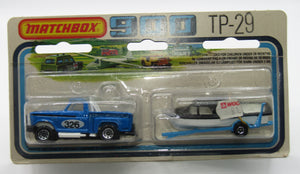 Matchbox Superfast Twin Pack TP-29 Flareside Pick-Up and Black Boat & Trailer