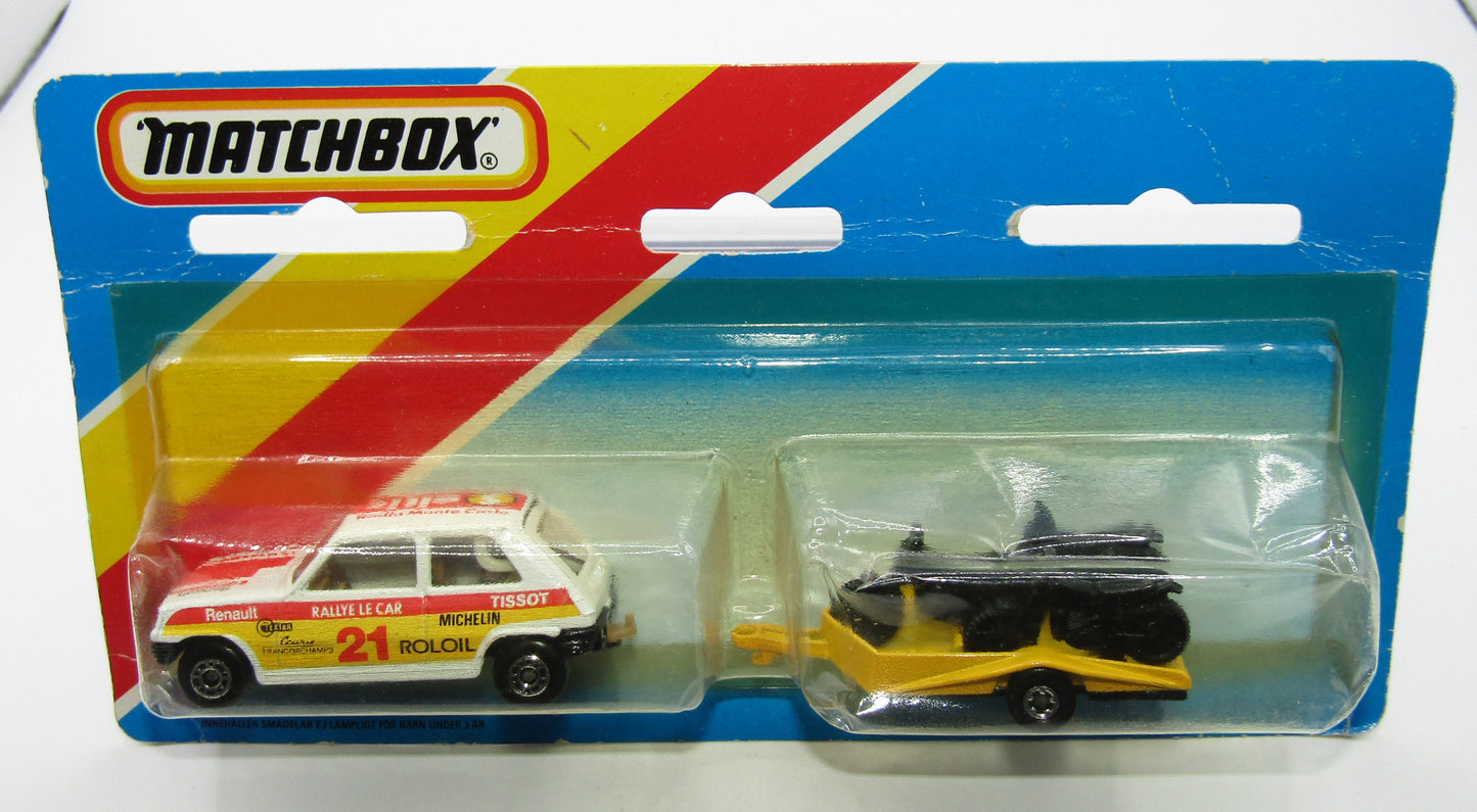Matchbox Superfast Twin Pack TP-106 Renault & Bicycle Trailer BLACK BIKES Sealed