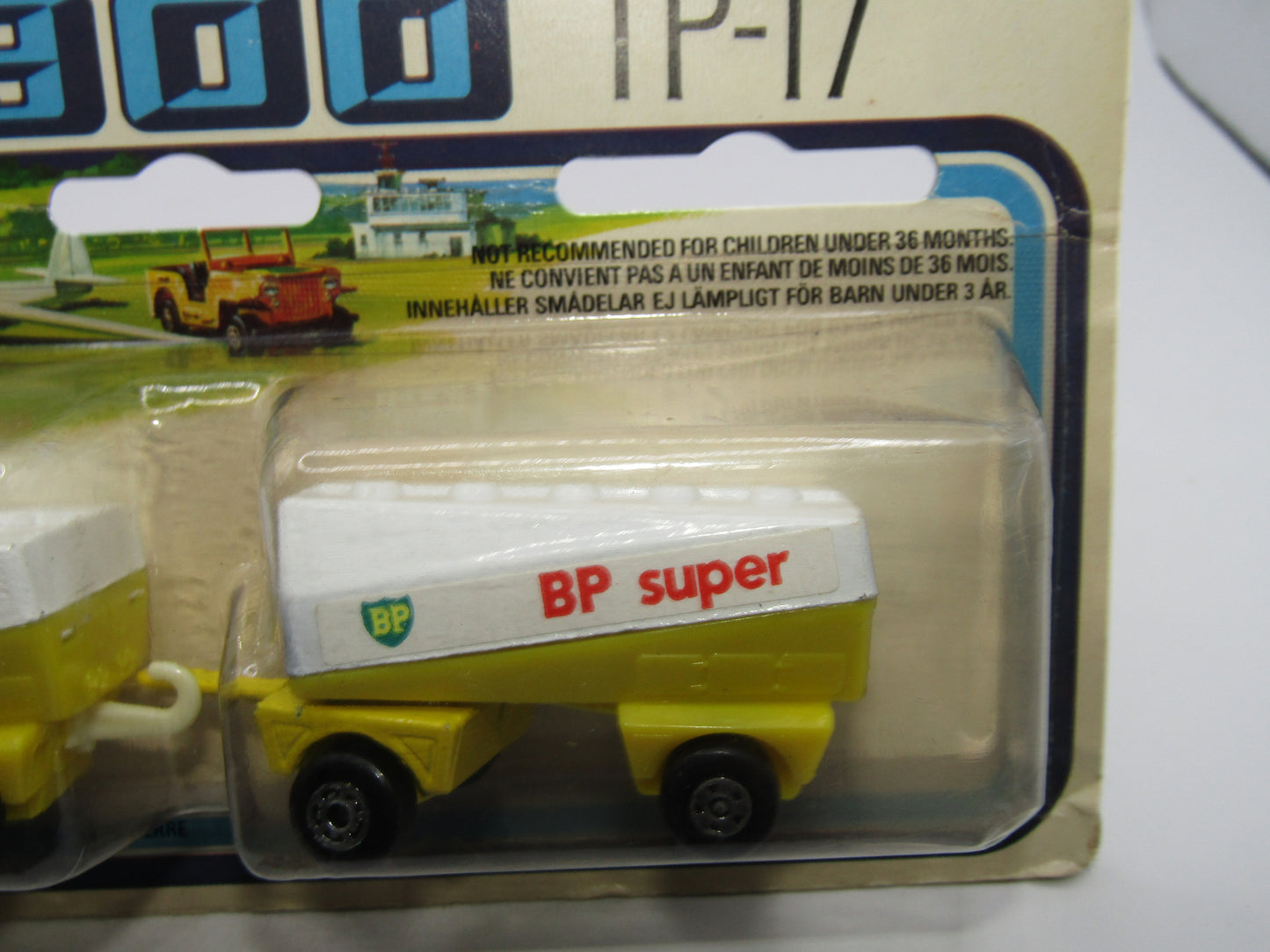 Matchbox Superfast Twin Pack TP-17 Freeway Gas Tanker Yellow BP SUPER Labels