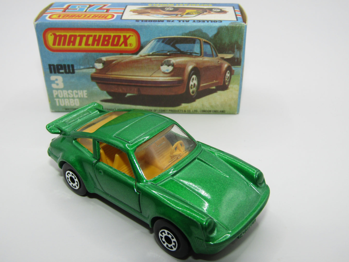 Matchbox Superfast 3C Porsche Turbo SPARKLING Metallic Green, Metallic Grey Brown Base