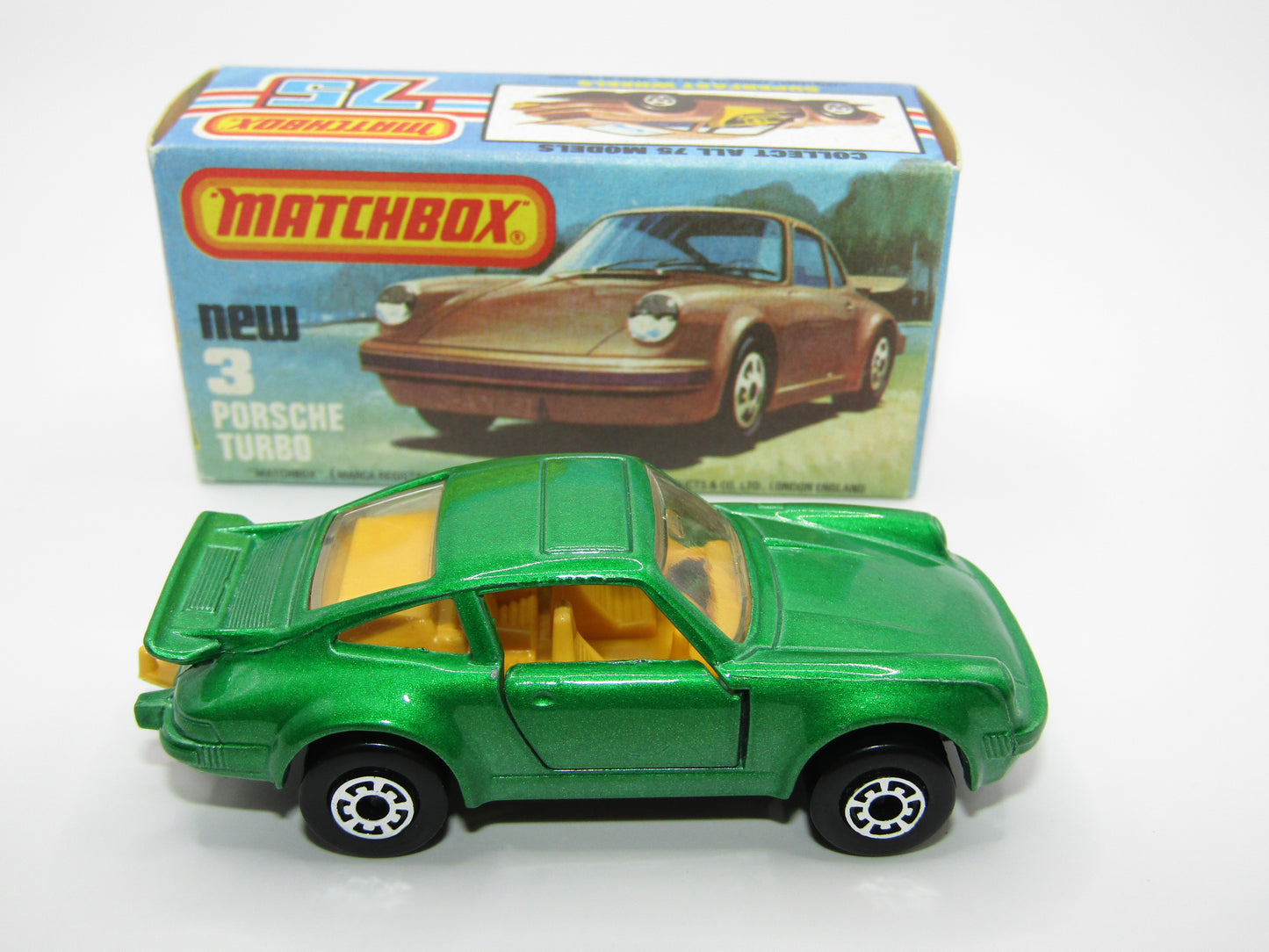 Matchbox Superfast 3C Porsche Turbo SPARKLING Metallic Green, Metallic Grey Brown Base