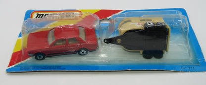 Matchbox Superfast Twin Pack TP-111 Ford Cortina TAN Int Black Stripe & Pony Trailer