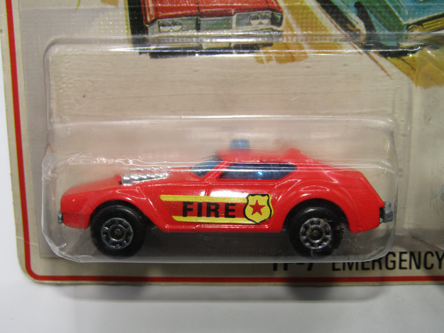 Matchbox Superfast Twin Pack TP-7 Fire Chief 5 CROWN WHEEL Unp Base Ambulance