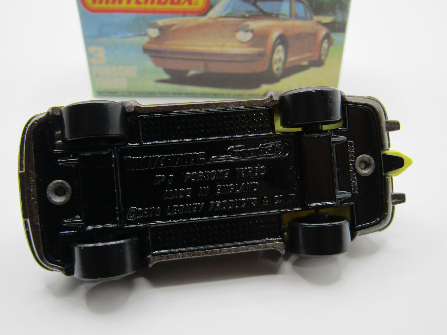 Matchbox Superfast 3C Porsche Turbo MATT Brown Body, Gloss Black Base