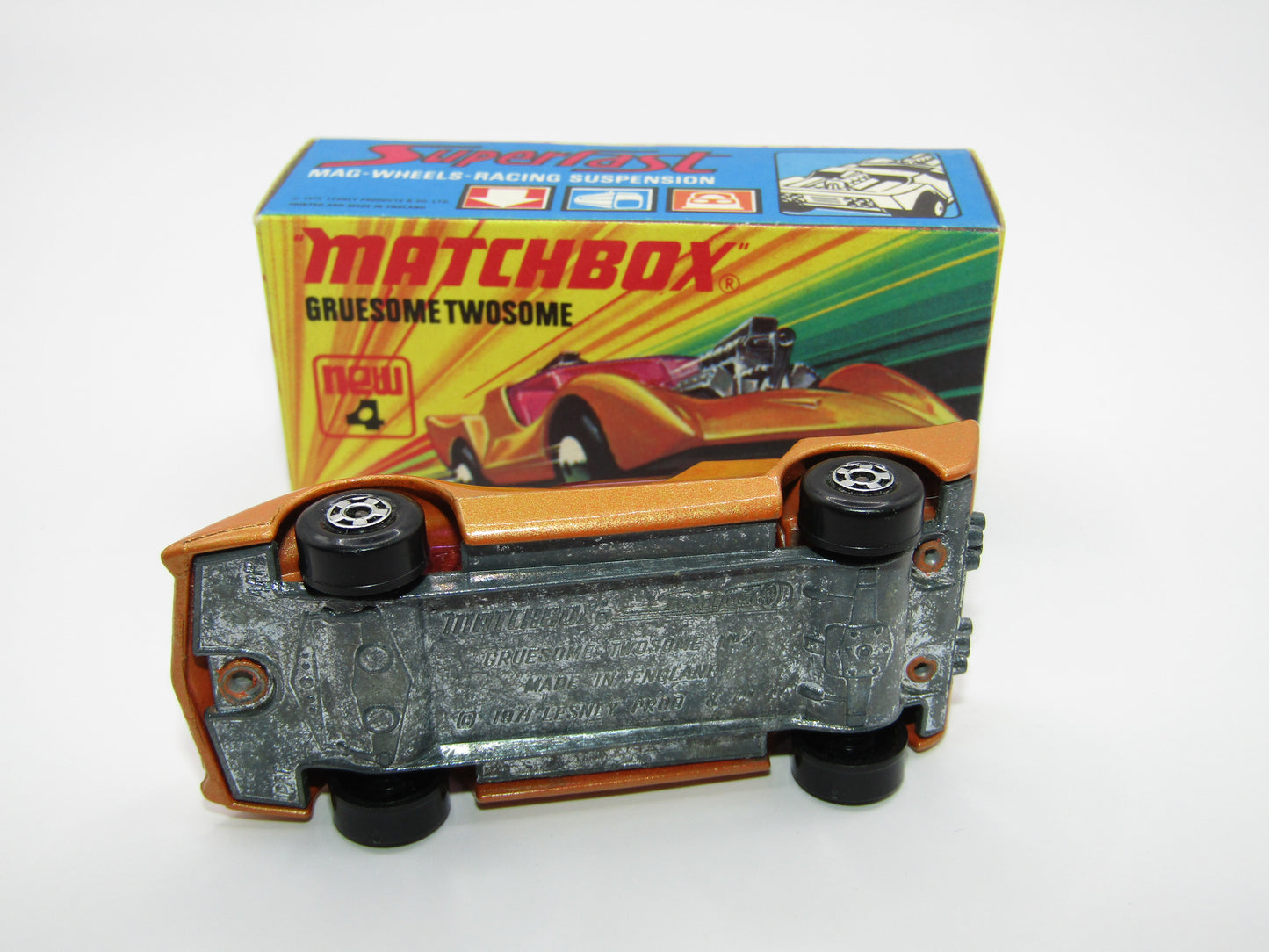 Matchbox Superfast 4B Gruesome Twosome Orange Gold LIGHT PURPLE windows