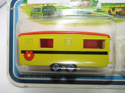 Matchbox Superfast Twin Pack TP-4 AMX Javelin Met LIME Silver Base & CARAVAN