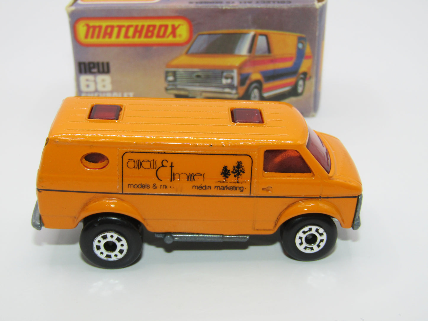 Matchbox Superfast 68C Chevy Van ASPECTS & IMAGES - Promotional