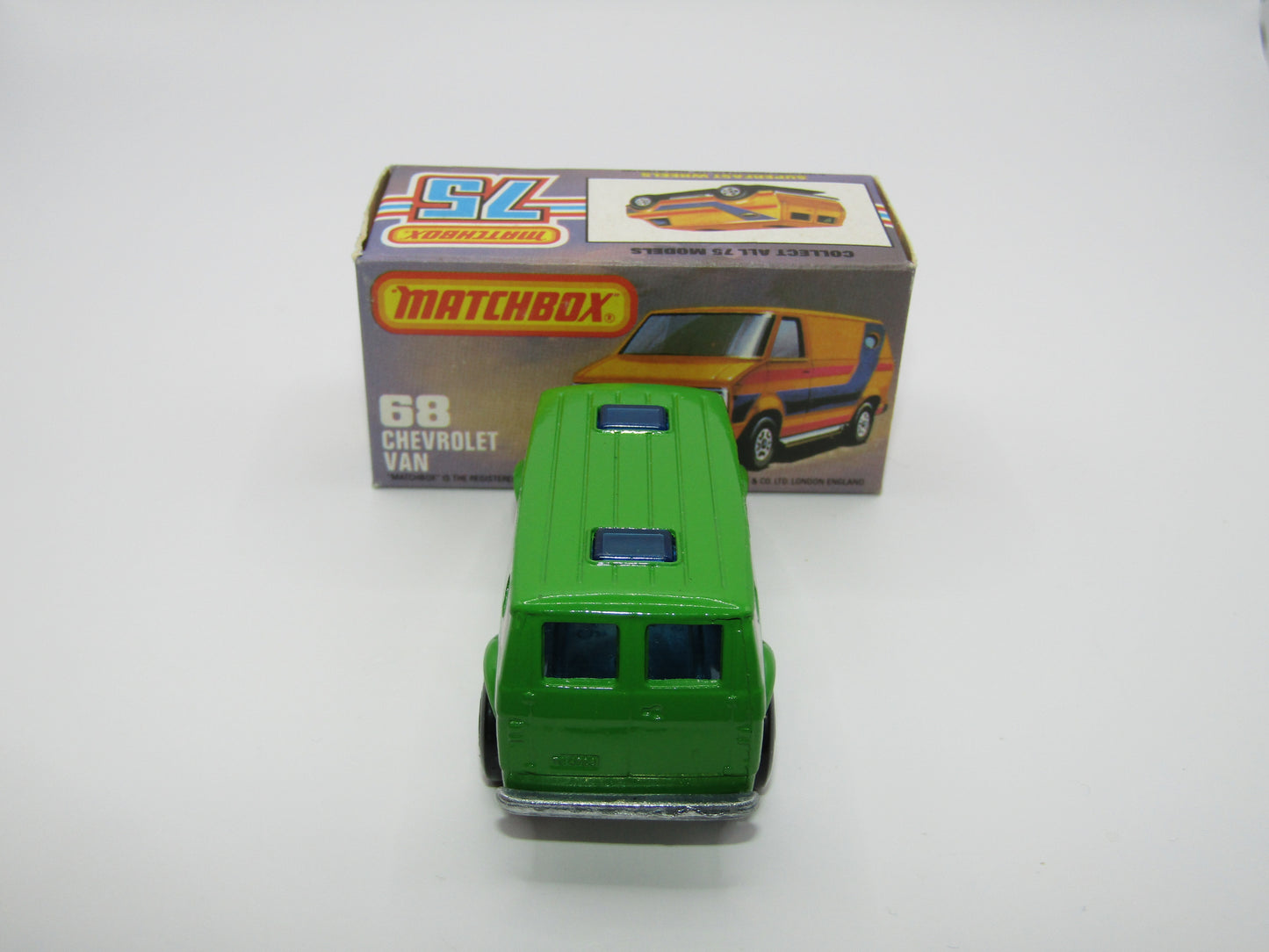 Matchbox Superfast 68C Chevy Van Green BROWN Tampo