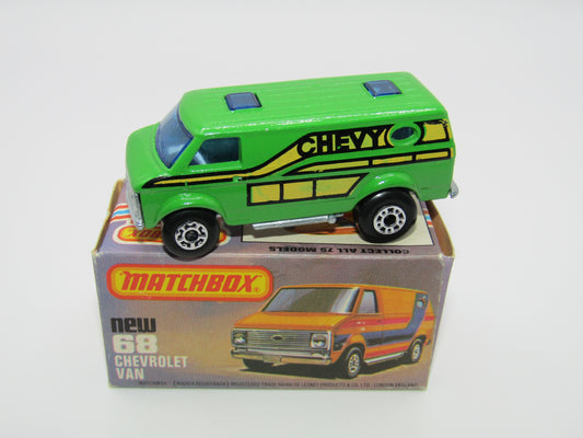 Matchbox Superfast 68C Chevy Van Green Yellow Tampo