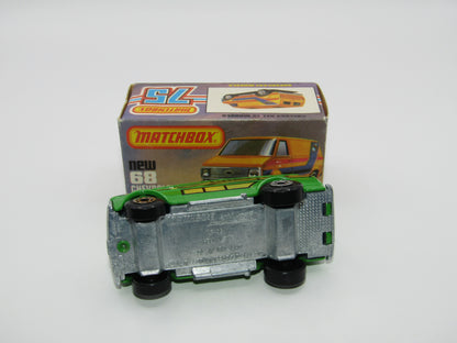 Matchbox Superfast 68C Chevy Van Green Yellow Tampo