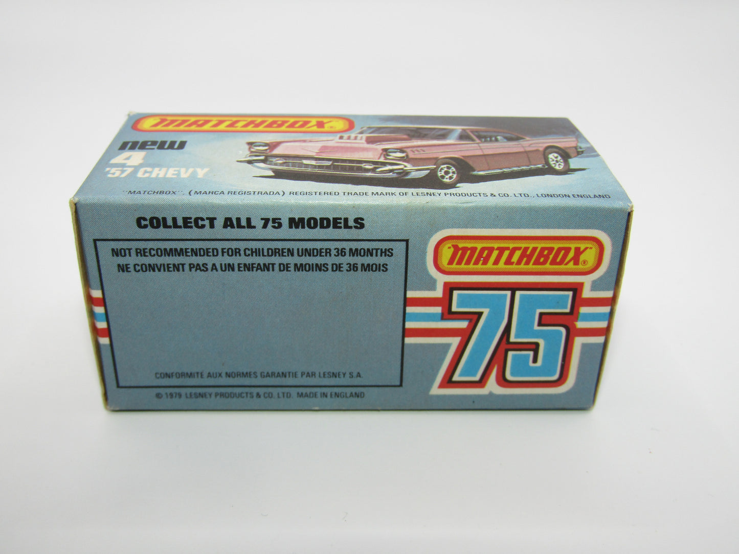 Matchbox Superfast 4D '57 Chevy Red - NO BONNET Tampo BLACK Base