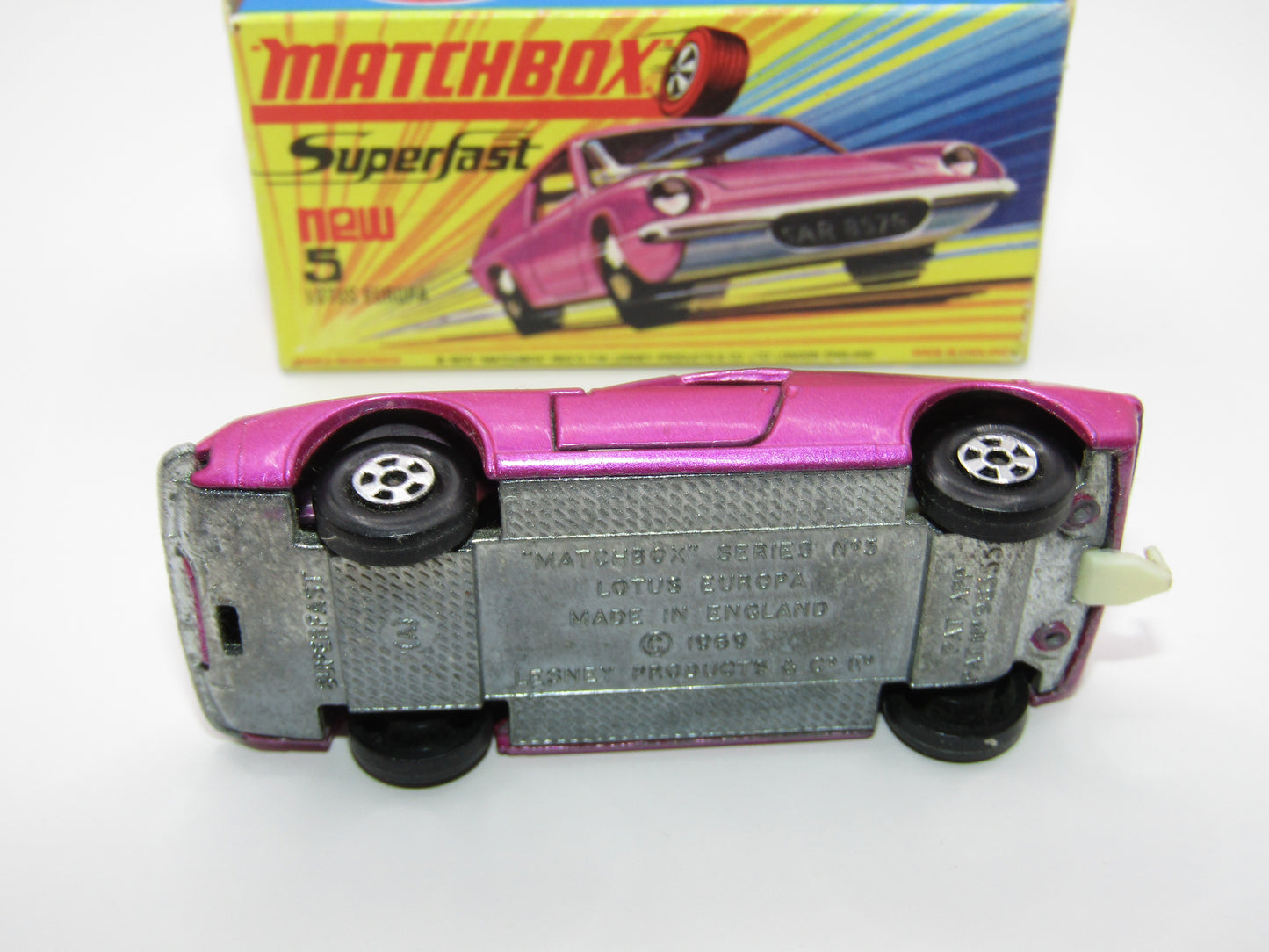 Matchbox Superfast 5A Lotus Europa Pink Part Customised HIGH ARCHES NARROW WHEELS