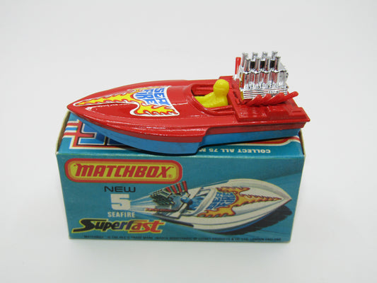 Matchbox Superfast 5B Seafire Boat, Red, Lemon Driver, BLUE Base