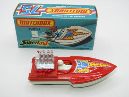 Matchbox Superfast 5B Seafire Boat, Red, WHITE Driver, White Base