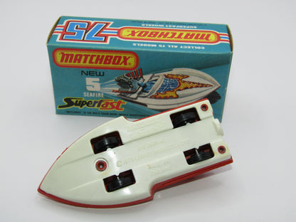 Matchbox Superfast 5B Seafire Boat, Red, WHITE Driver, White Base
