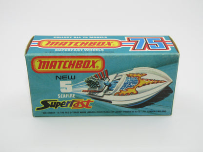 Matchbox Superfast 5B Seafire Boat, Red, WHITE Driver, White Base