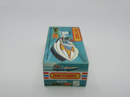 Matchbox Superfast 5B Seafire Boat, Red, WHITE Driver, White Base