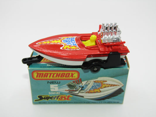 Matchbox Superfast 5B Seafire Boat, Red, LEMON Driver, White Base