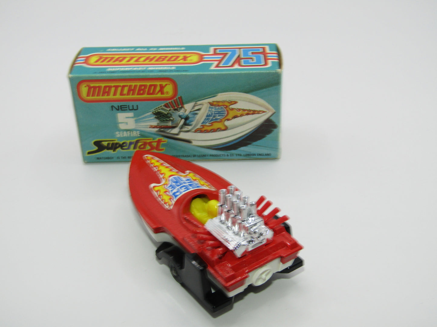 Matchbox Superfast 5B Seafire Boat, Red, LEMON Driver, White Base