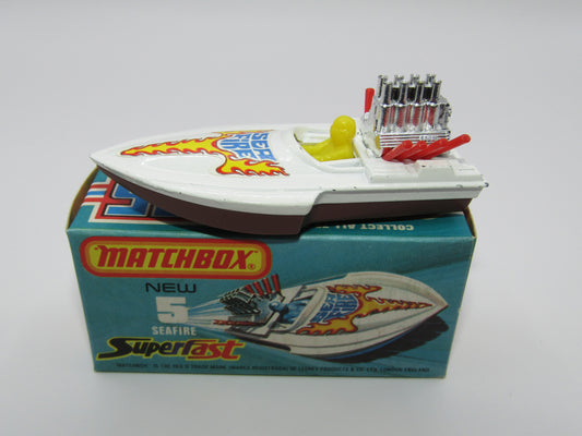 Matchbox Superfast 5B Seafire Boat, White, LEMON Driver, BROWN Base
