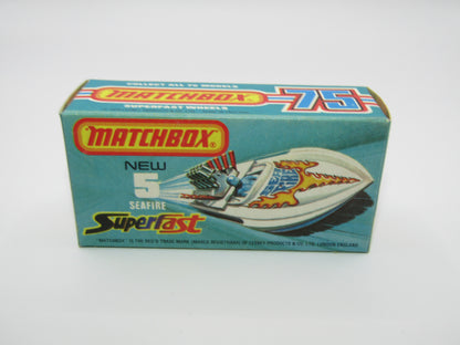 Matchbox Superfast 5B Seafire Boat, White, LEMON Driver, BROWN Base