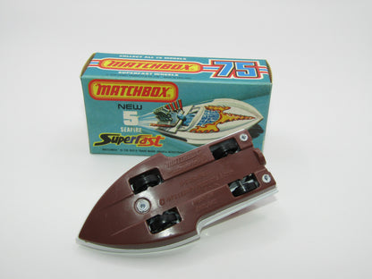 Matchbox Superfast 5B Seafire Boat, White, YELLOW Driver, BROWN Base