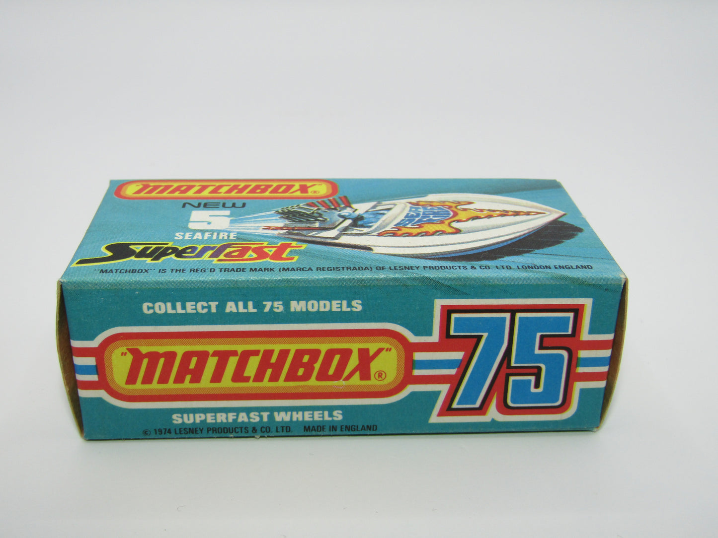 Matchbox Superfast 5B Seafire Boat, White, YELLOW Driver, BROWN Base