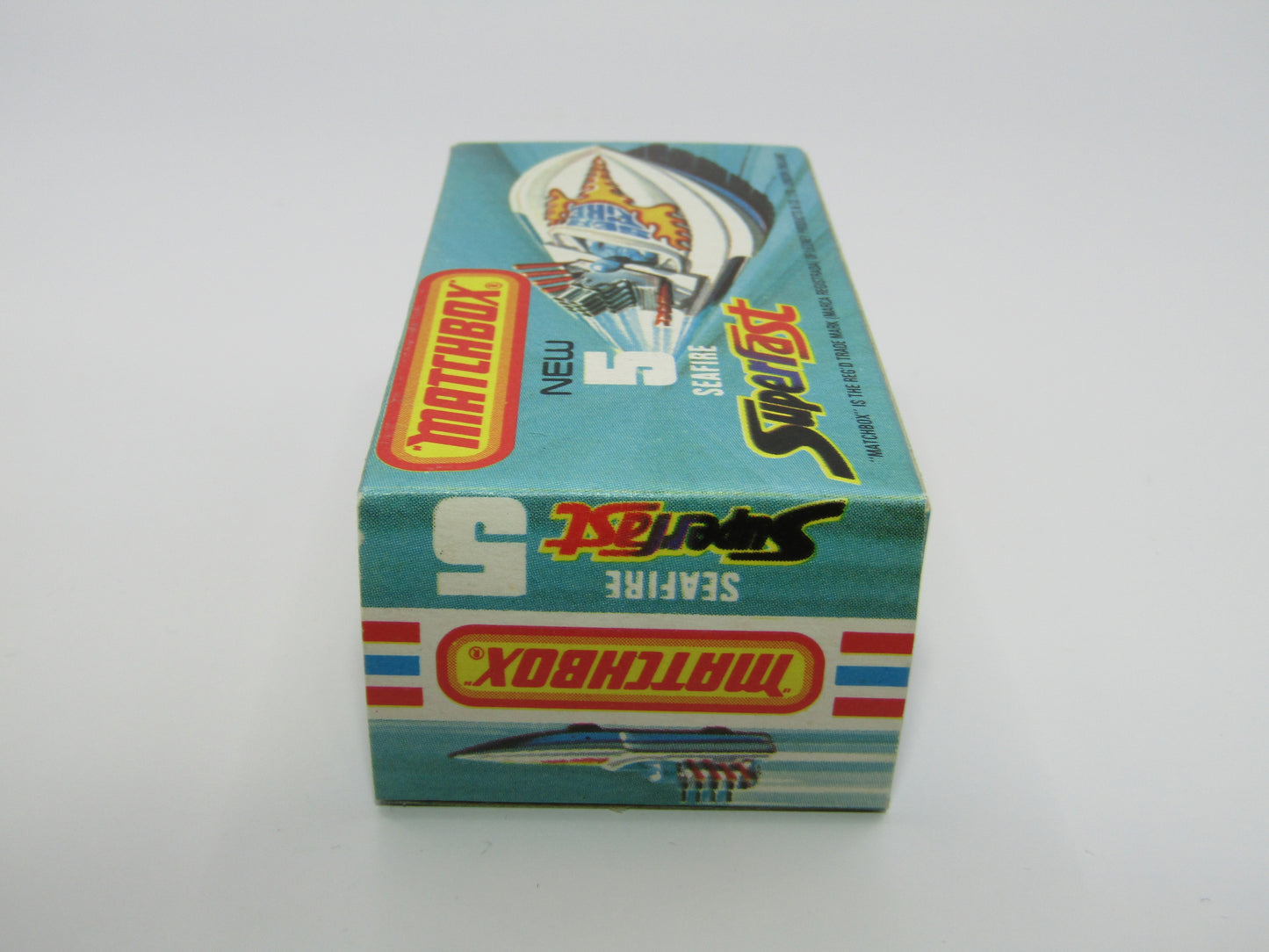 Matchbox Superfast 5B Seafire Boat, White, LEMON Driver, Blue Base, Red Engine Pipes