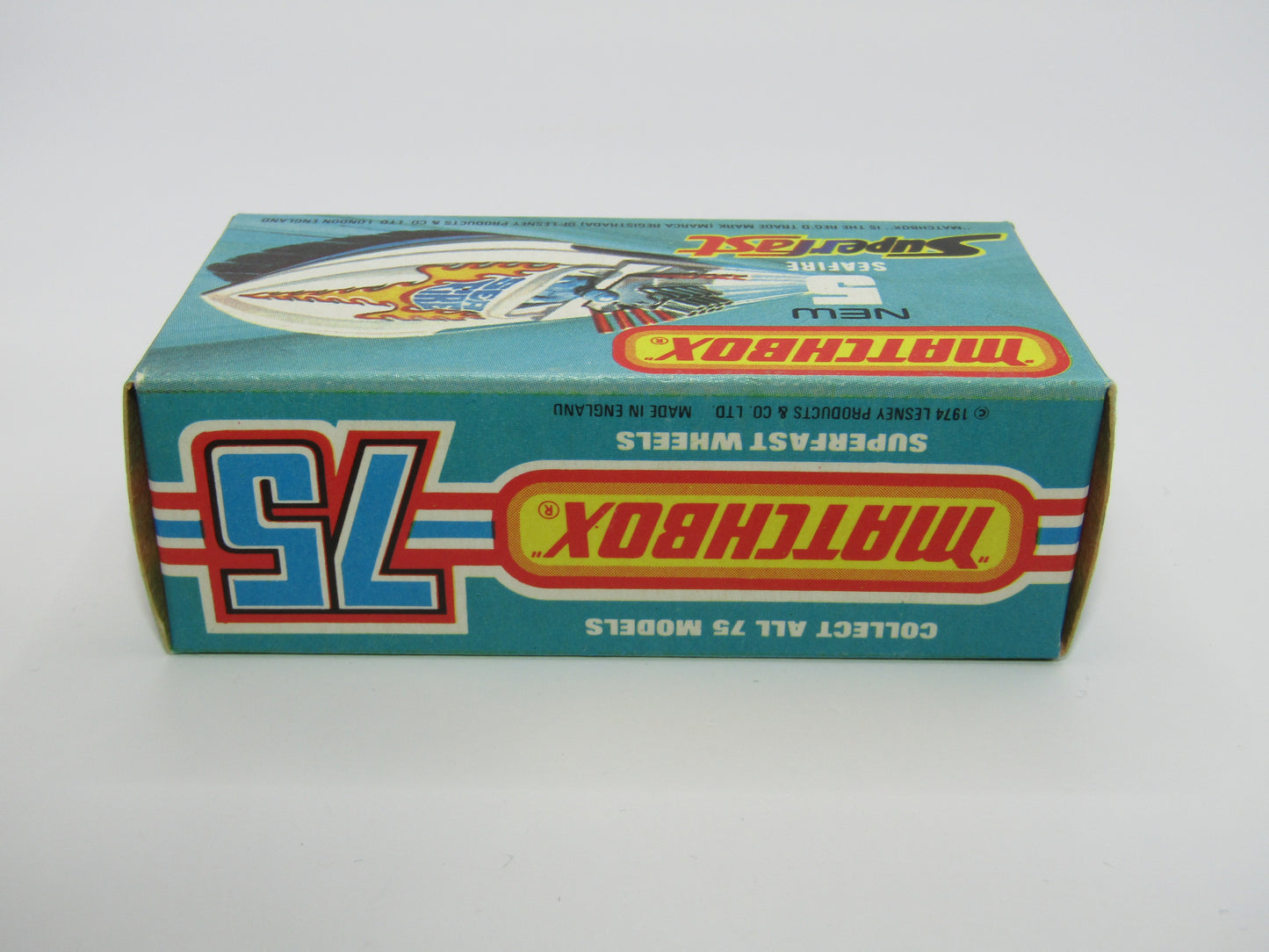 Matchbox Superfast 5B Seafire Boat, White, LEMON Driver, Blue Base, Red Engine Pipes