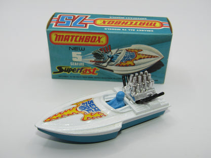 Matchbox Superfast 5B Seafire Boat, White, Blue Driver, TURQUOISE Base