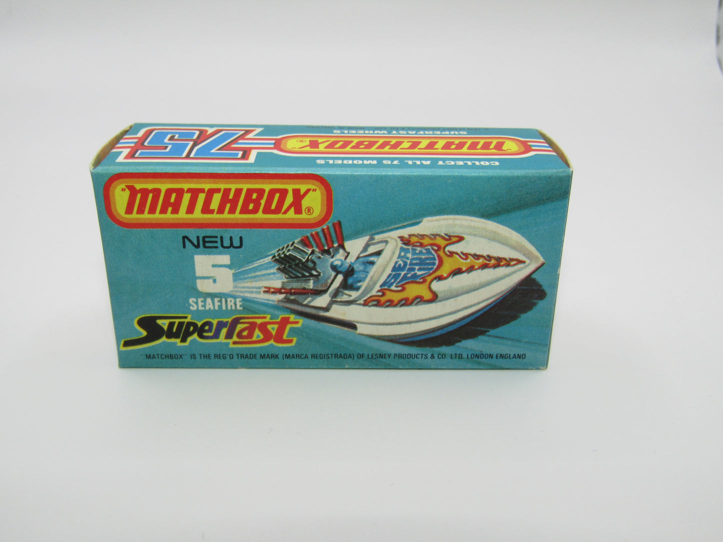 Matchbox Superfast 5B Seafire Boat, White, Blue Driver, TURQUOISE Base
