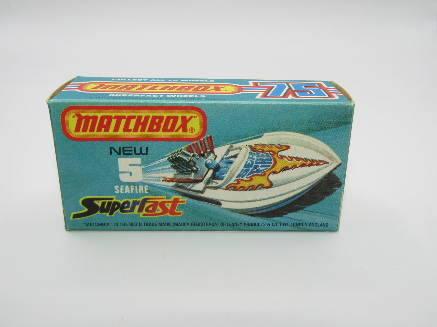 Matchbox Superfast 5B Seafire Boat, White, Blue Driver, TURQUOISE Base