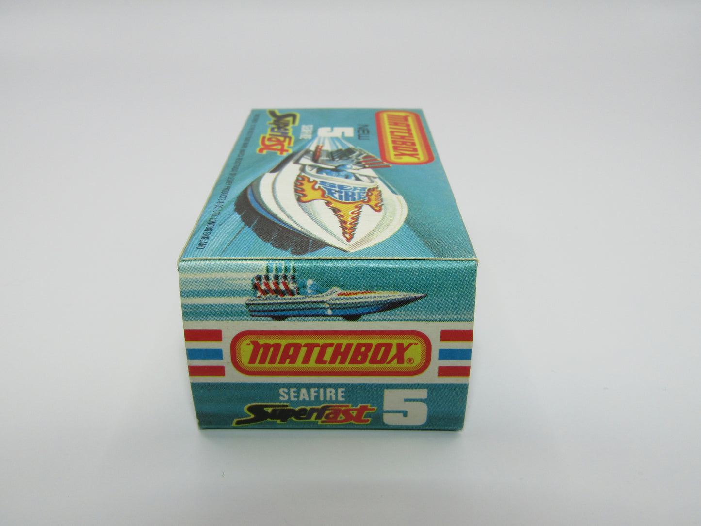 Matchbox Superfast 5B Seafire Boat, White, Blue Driver, TURQUOISE Base