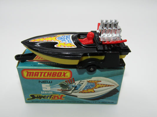Matchbox Superfast 5B Seafire Boat, BLACK, Red Driver, YELLOW Base