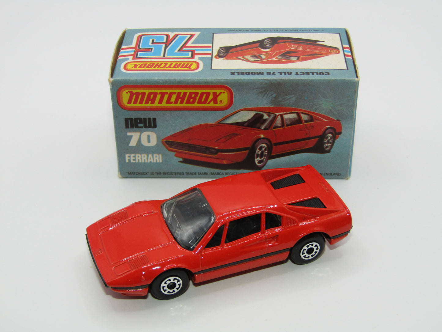 Matchbox Superfast 70D Ferrari 308 GTB Red, Orange Base