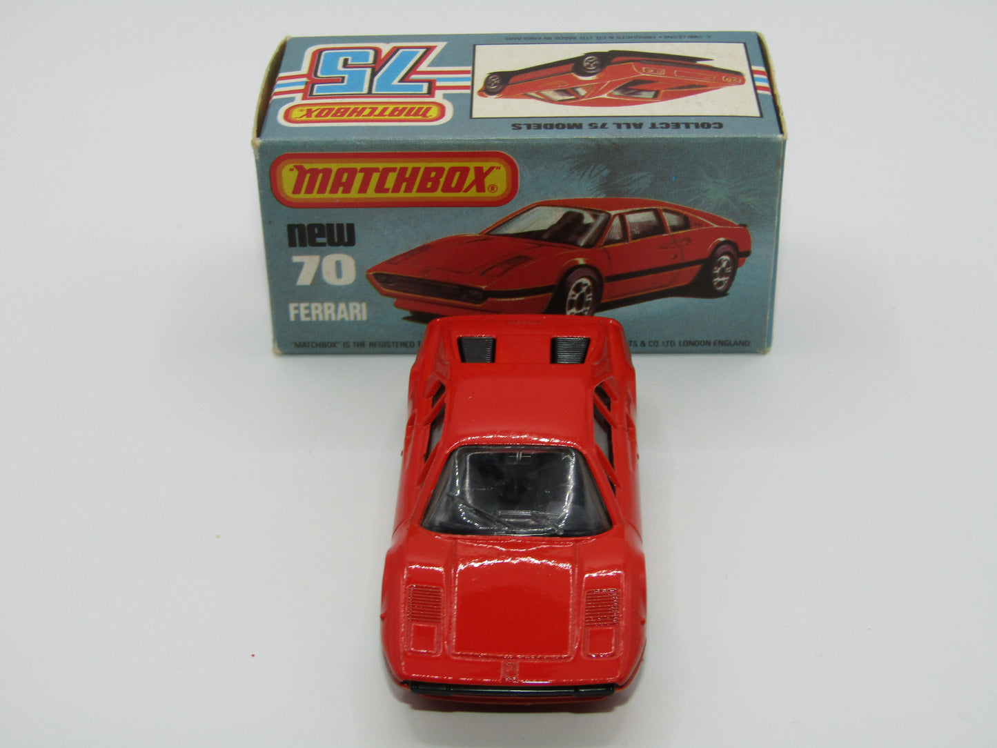 Matchbox Superfast 70D Ferrari 308 GTB Red, Orange Base