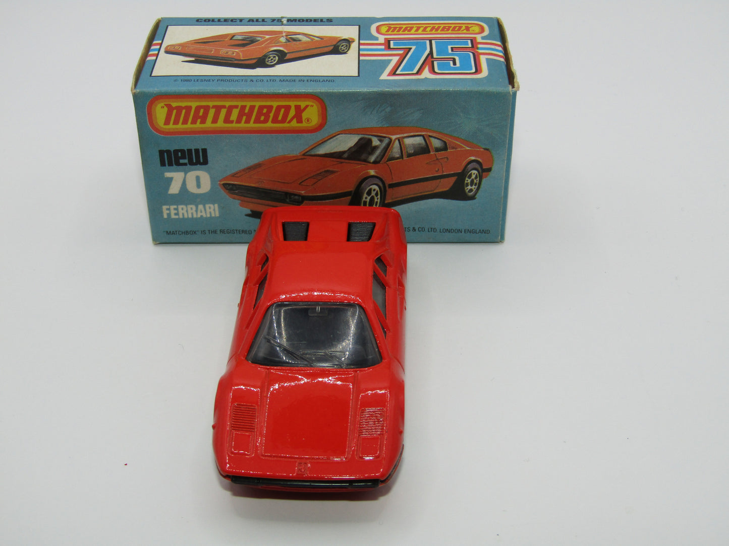 Matchbox Superfast 70D Ferrari 308 GTB Red, Light Red Base