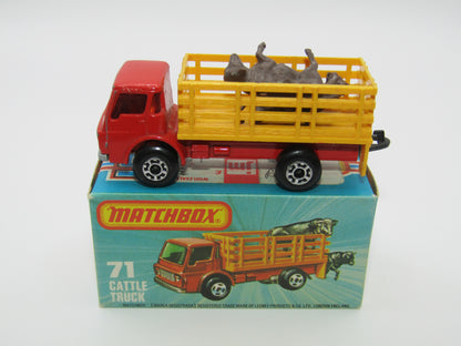 Matchbox Superfast 71C Cattle Truck FLAT RED, RED Windows Tow Hook