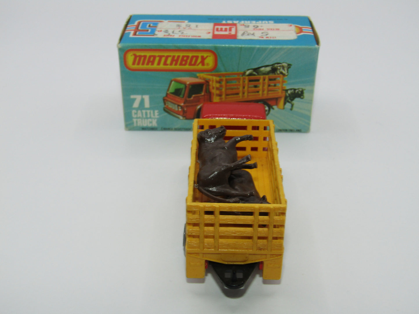 Matchbox Superfast 71C Cattle Truck FLAT RED, RED Windows Tow Hook
