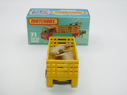 Matchbox Superfast 71C Cattle Truck FLAT GREEN, Light Amber Windows