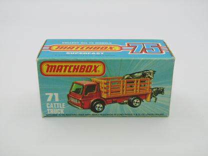 Matchbox Superfast 71C Cattle Truck FLAT GREEN, Light Amber Windows
